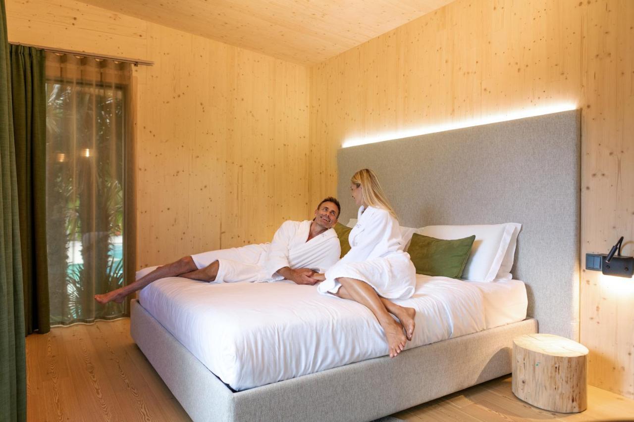 Treelodgy, The Tree House Hotel Riva del Garda Exterior photo